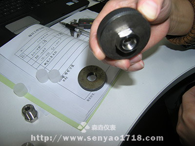 測量接頭螺紋全部通過環(huán)規(guī)01.jpg