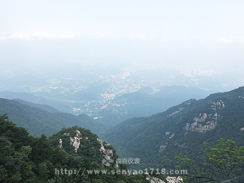 森垚儀表廬山避暑，被虐爬山挑戰(zhàn)不可能！ (3).jpg