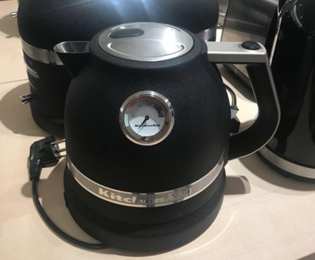 便攜式水壺需要配溫度計(jì)嗎？