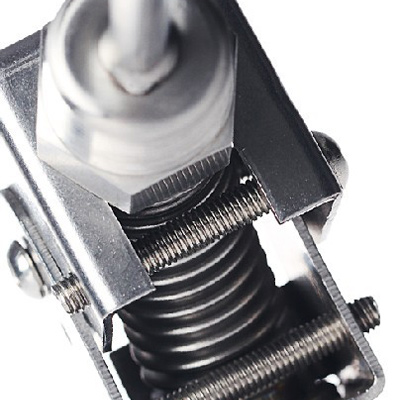 萬(wàn)向型雙金屬溫度計(jì)時(shí)間長(zhǎng)了接口是否會(huì)松動(dòng)？