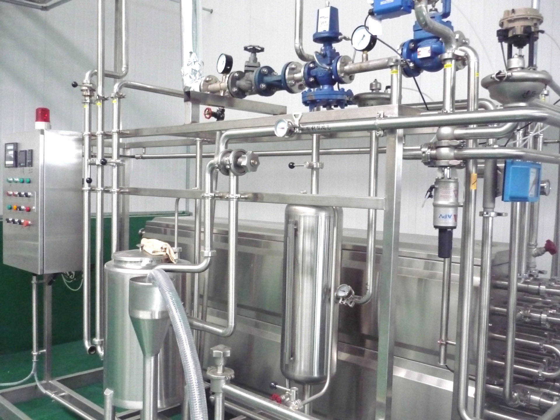 瓶裝茶飲料生產(chǎn)線用溫度計(jì)案例